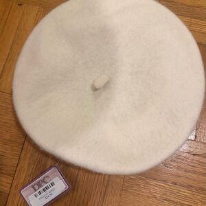 NWT Cream Beret